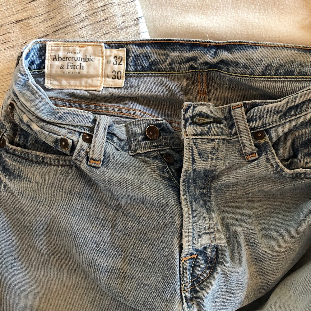 Abercrombie‎ & Fitch